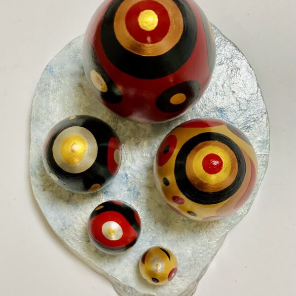 NO.56　鈴木 マヤ子　マヤ・マトリョーシカ（天道虫）